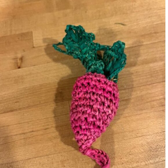 Clare V. Radish Crochet Charm - Picture 2 of 2